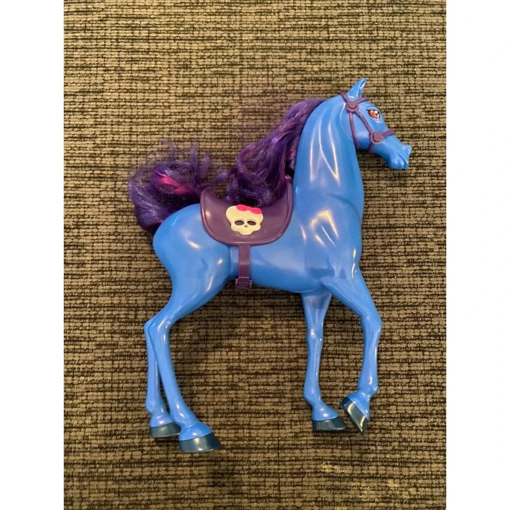 Monster High‎ Doll Headmistress Bloodgood Horse Nightmare